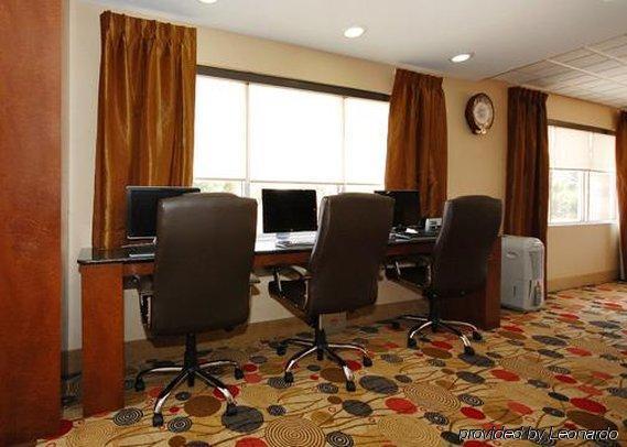 Comfort Suites Brunswick Facilități foto